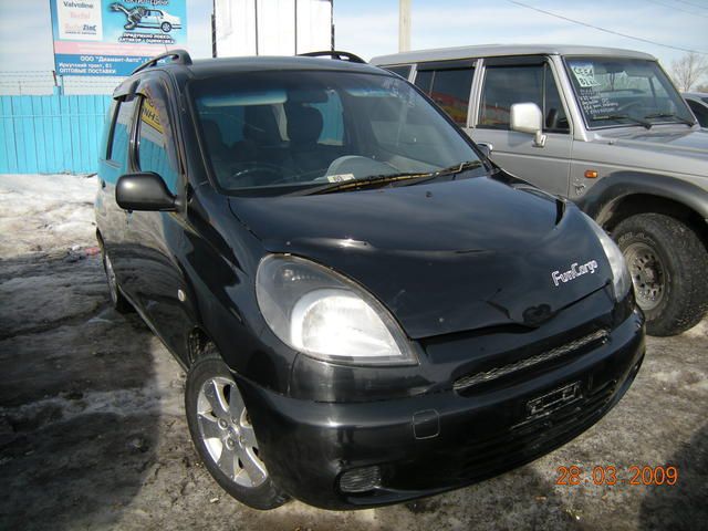 2001 Toyota Funcargo