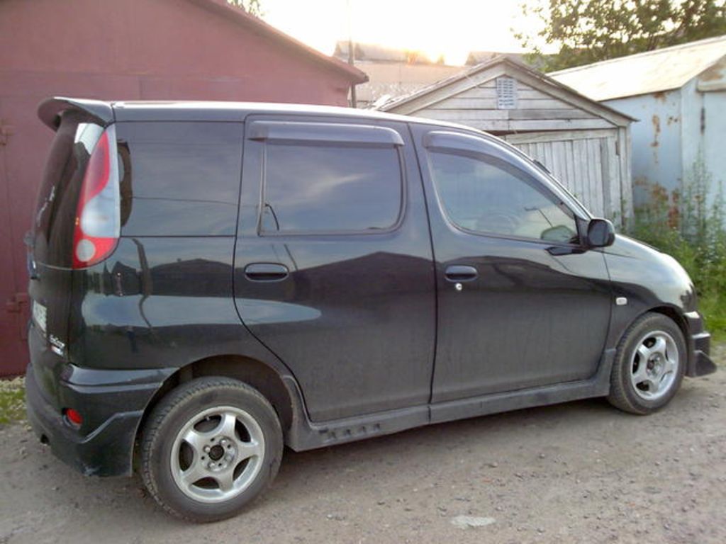 2001 Toyota Funcargo