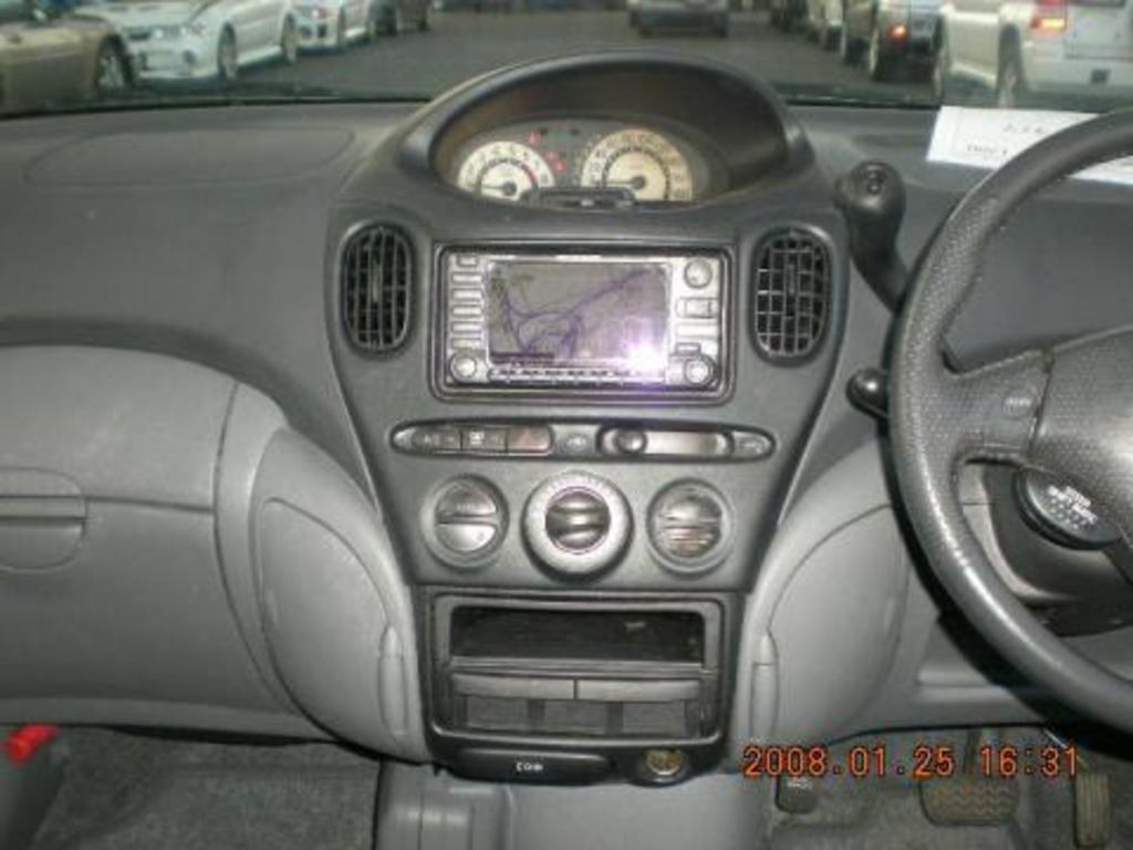 2001 Toyota Funcargo