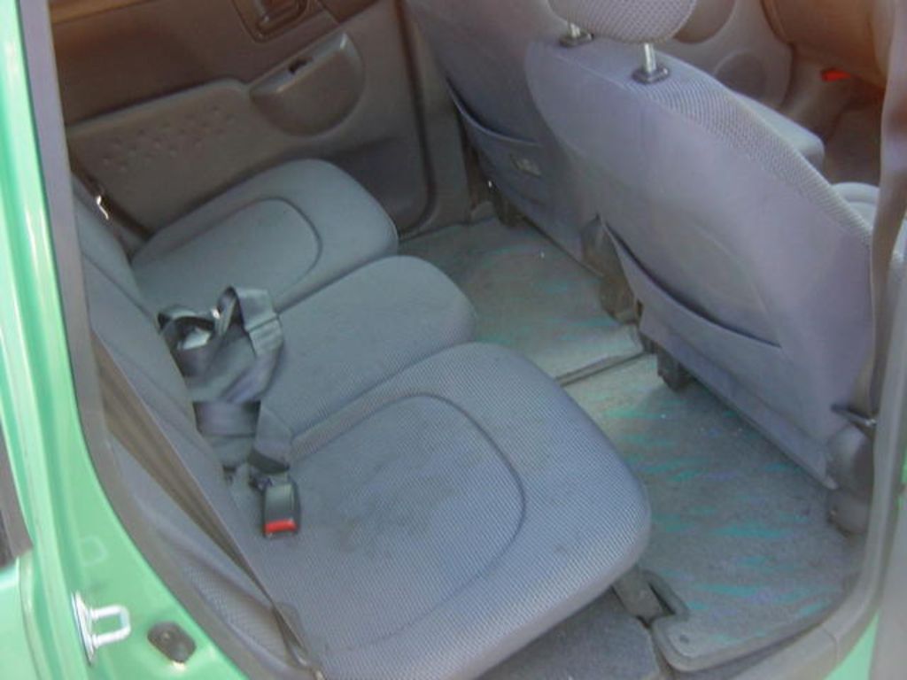 2001 Toyota Funcargo