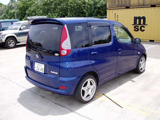 2001 Toyota Funcargo Pictures