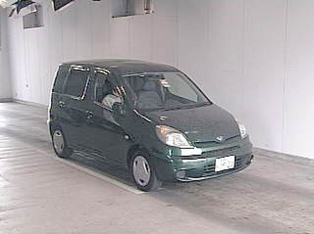 2001 Toyota Funcargo Images
