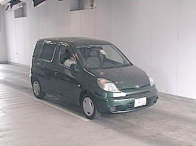 2001 Toyota Funcargo Images