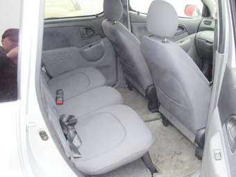 2001 Toyota Funcargo Pics