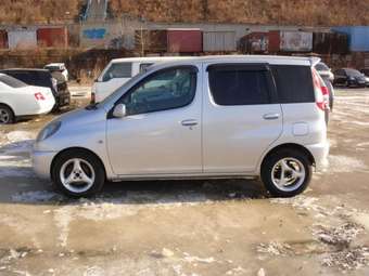 2001 Toyota Funcargo For Sale