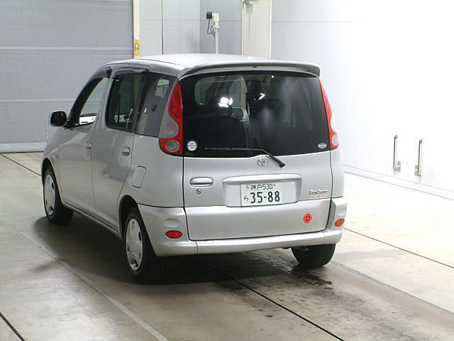 2002 Toyota Funcargo