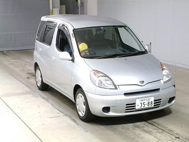 2002 Toyota Funcargo