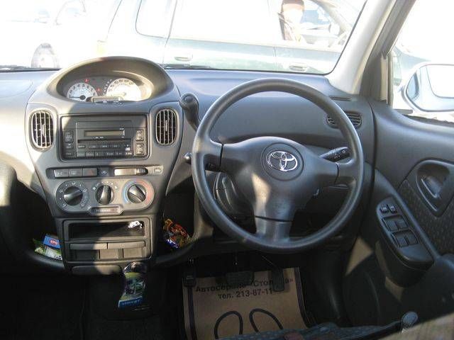 2002 Toyota Funcargo