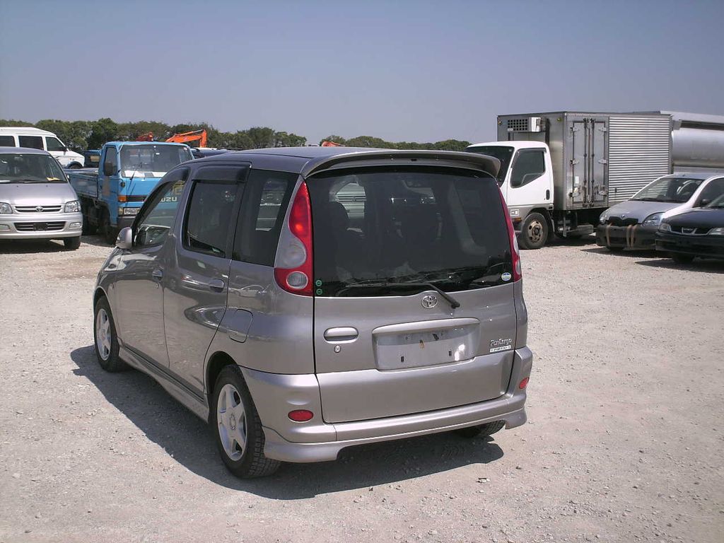 2002 Toyota Funcargo