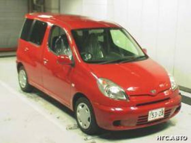 2002 Toyota Funcargo