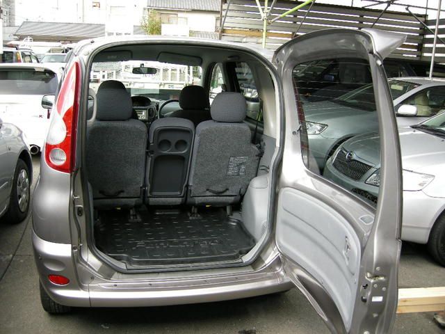 2002 Toyota Funcargo