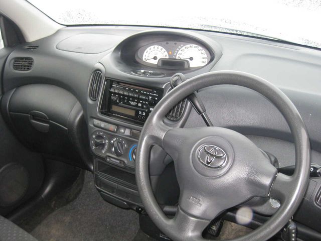 2002 Toyota Funcargo