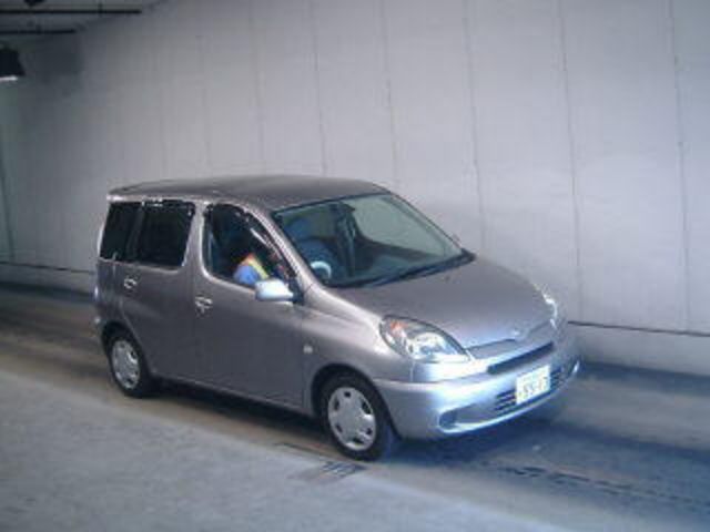 2002 Toyota Funcargo