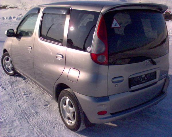 2002 Toyota Funcargo