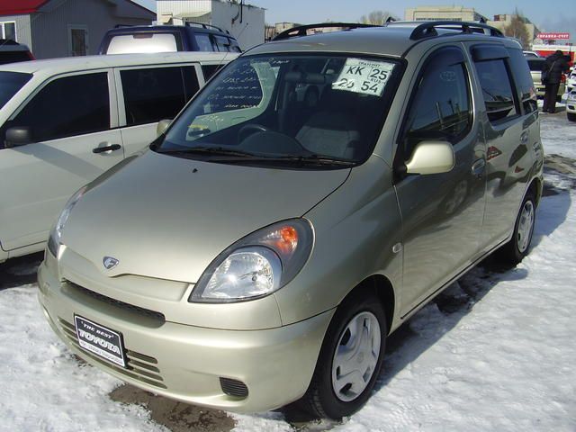 2002 Toyota Funcargo