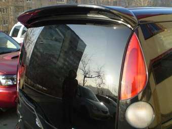2002 Toyota Funcargo Pictures