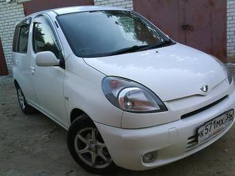 2002 Toyota Funcargo For Sale