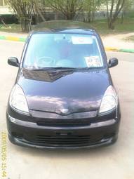 2002 Toyota Funcargo Photos