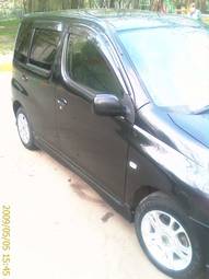 2002 Toyota Funcargo Pictures