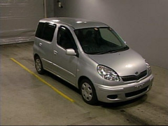 2003 Toyota Funcargo