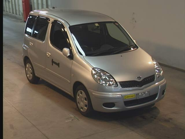 2003 Toyota Funcargo