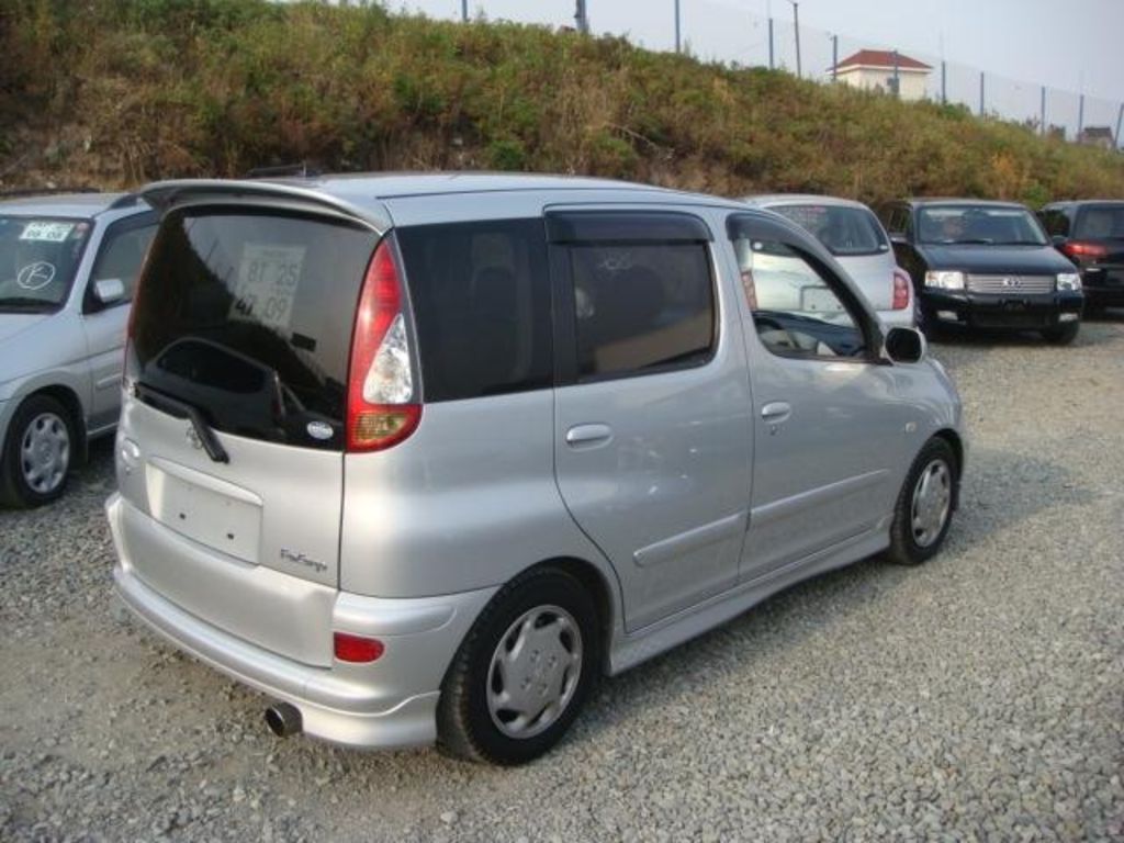 2003 Toyota Funcargo