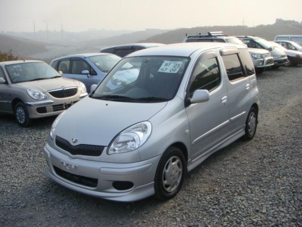2003 Toyota Funcargo