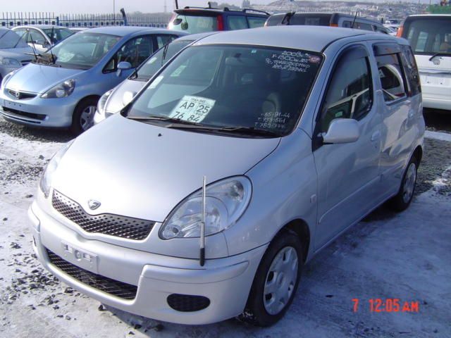 2003 Toyota Funcargo