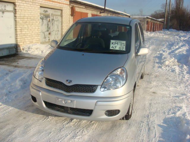 2003 Toyota Funcargo