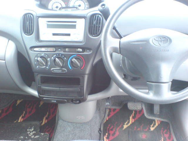 2003 Toyota Funcargo
