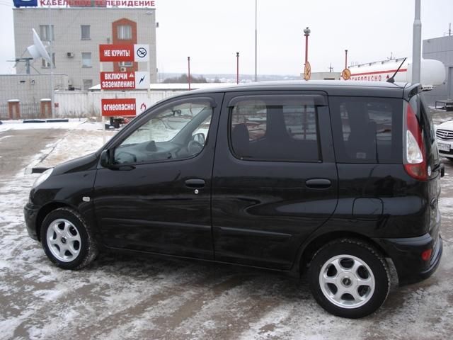 2003 Toyota Funcargo