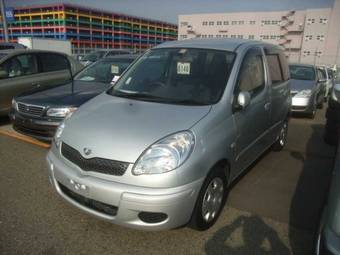 2003 Toyota Funcargo Pictures