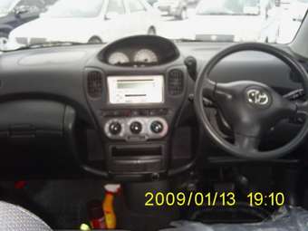 2003 Toyota Funcargo Pics
