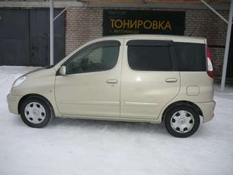 2003 Toyota Funcargo For Sale