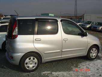 2003 Toyota Funcargo For Sale