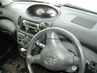 2003 Toyota Funcargo Pictures