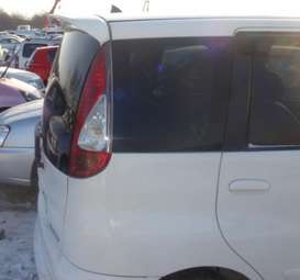 2003 Toyota Funcargo Pictures