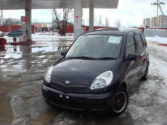 2003 Toyota Funcargo Pictures
