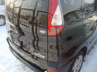 2003 Toyota Funcargo Pictures