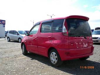 2003 Toyota Funcargo Photos