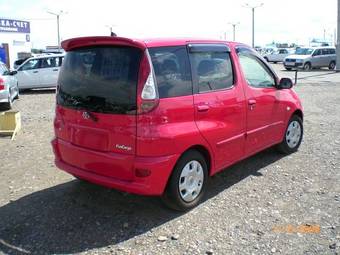 2003 Toyota Funcargo Photos