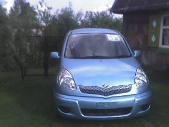2003 Toyota Funcargo Pictures