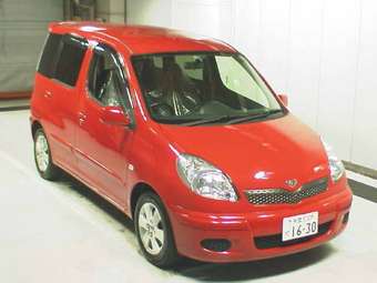 2004 Toyota Funcargo