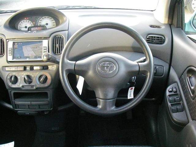 2004 Toyota Funcargo