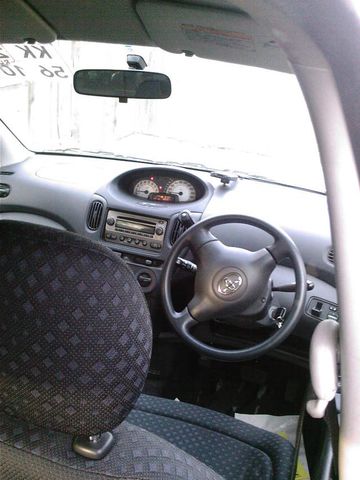 2004 Toyota Funcargo