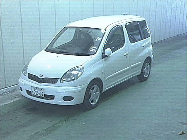 2004 Toyota Funcargo