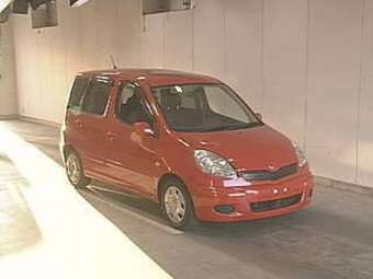 2004 Toyota Funcargo