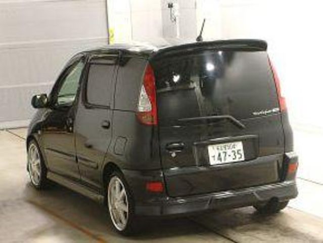 2004 Toyota Funcargo
