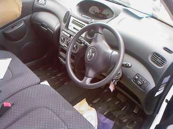 2004 Toyota Funcargo
