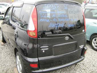 2004 Toyota Funcargo Pictures